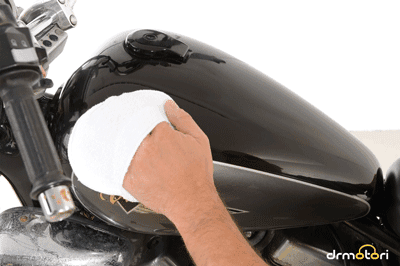آموزش رنگ کردن باک موتور سیکلت در 9 مرحله ساده