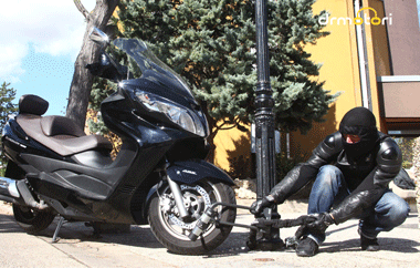 بهترین قفل های موتور سیکلت: چگونه از دزدیده شدن موتور سیکلتمون جلوگیری کنیم
